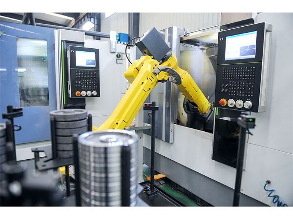 智能制造工業(yè)機器人家族又添新成員